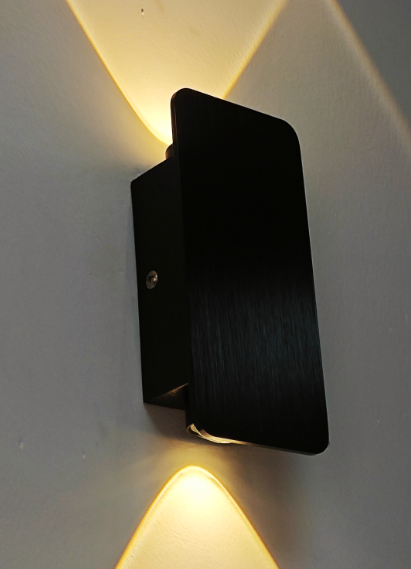 Modern minimalistisk LED-vägglampa