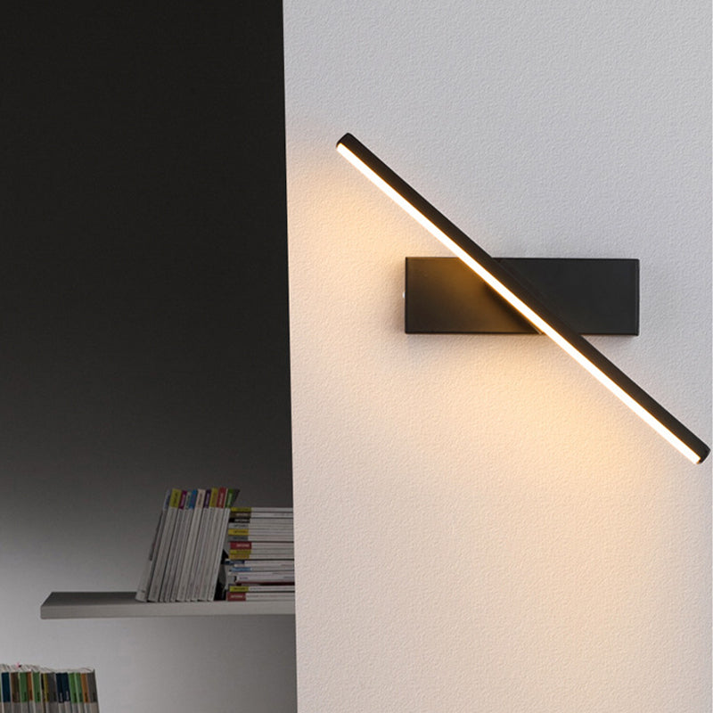 Minimalistisk roterbar vägglampa