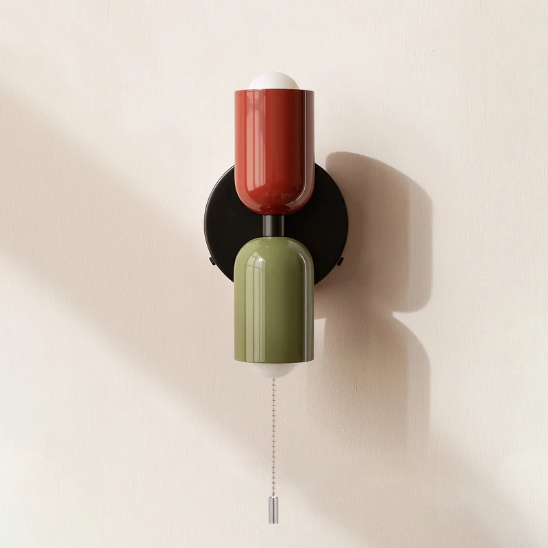 Modern nordisk vägglampa med dubbelt ljus