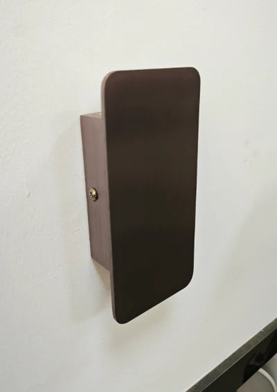 Minimalistisk rektangulär LED-vägglampa