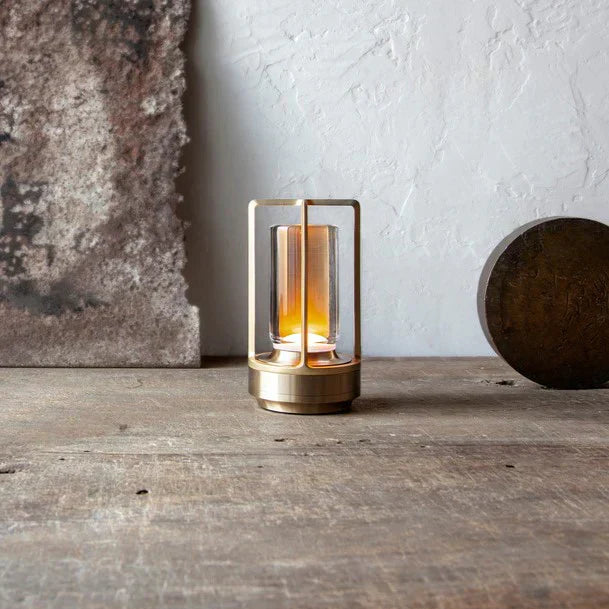 Skandinavisk trådlös uppladdningsbar snygg LED-bordslampa