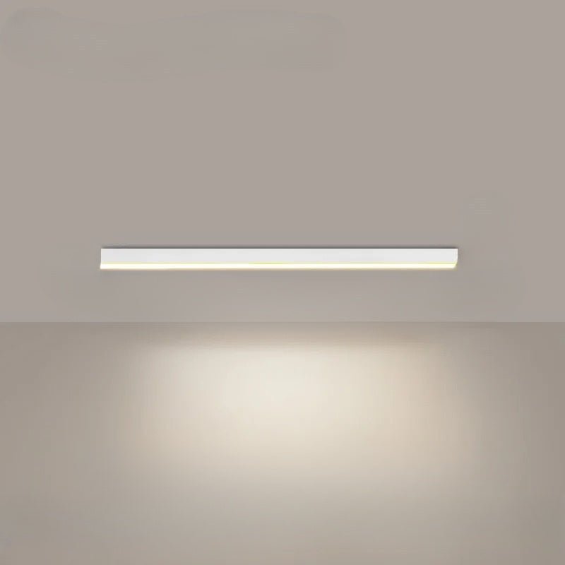 Minimalistisk modern linjär LED-taklampa