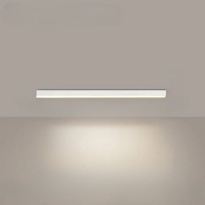 Minimalistisk modern linjär LED-taklampa