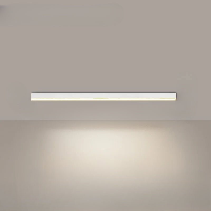 Minimalistisk modern linjär LED-taklampa
