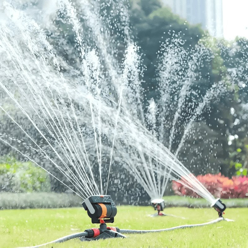 03_lawn_two_sprinklers
