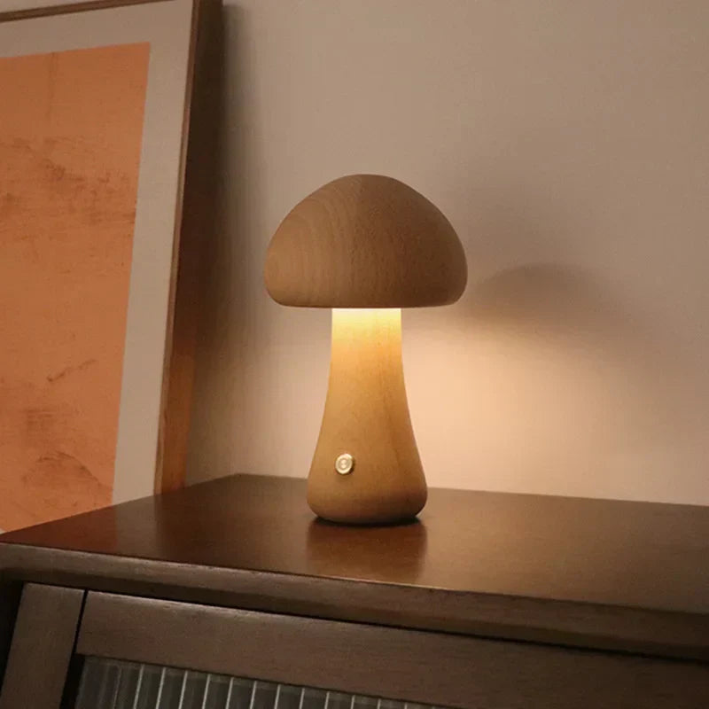 Minimalistisk bordslampa med svampmotiv