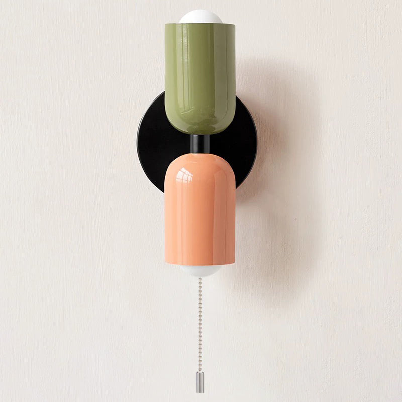 Modern nordisk vägglampa med dubbelt ljus