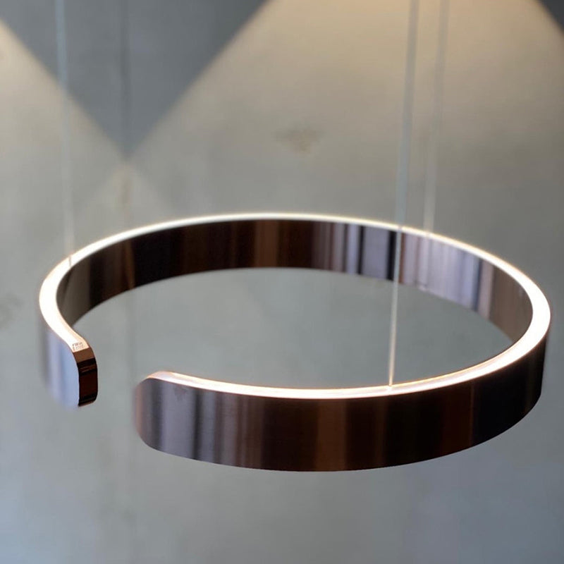Modern LED-ringpendellampa