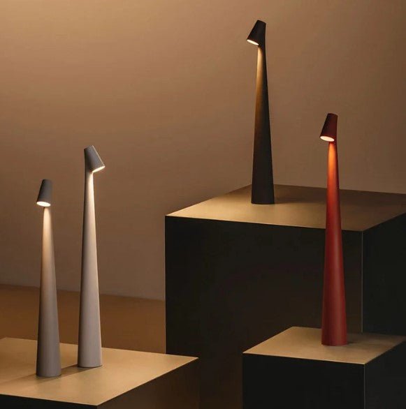 Minimalistisk LED-bordslampa